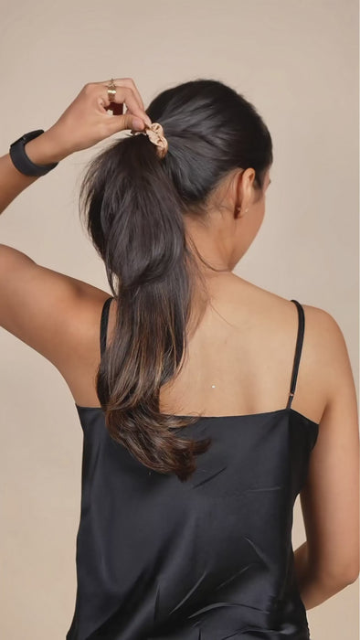 Bamboo paddle hair brush product video
